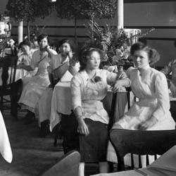 Waitresses in Dining Room of <br />King Edward Hotel, ['ca. 1912']