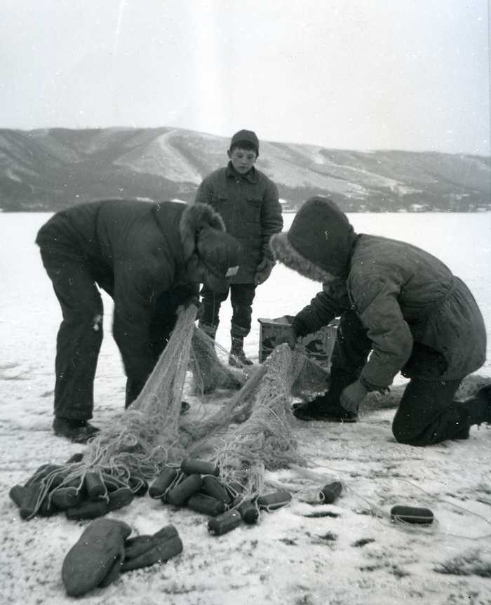 Commercial Fishing-Ice Fishing